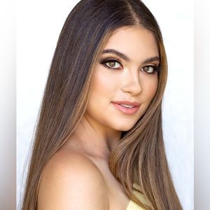 Meet your Posher, Jasmine